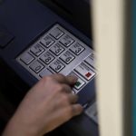 Επικουρικές συντάξεις: Χωρίς αυξήσεις και φέτος, καταβολή με το σταγονόμετρο