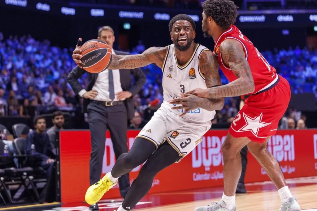 Dubai BC – Αρμάνι 99-92: Μηχανή σκοραρίσματος οι γηπεδούχοι με άλλη μία νίκη και… καυτό Μπέικον