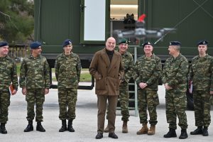 Το μήνυμα του Νίκου Δένδια για τα Χριστούγεννα