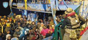 Διάσωση 545 μεταναστών ανοιχτά της Γαύδου