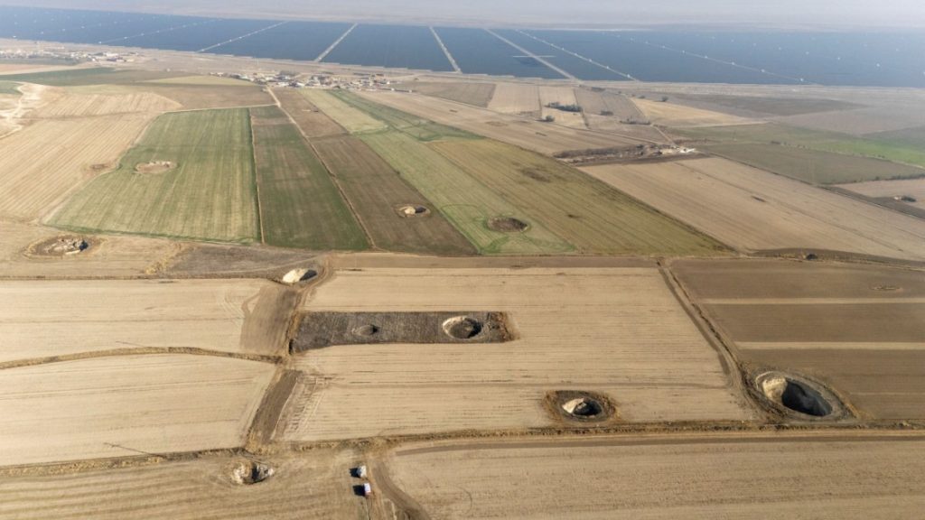 Γιγάντιες τρύπες εμφανίστηκαν ξαφνικά στην Τουρκία – Τι είναι οι δολίνες