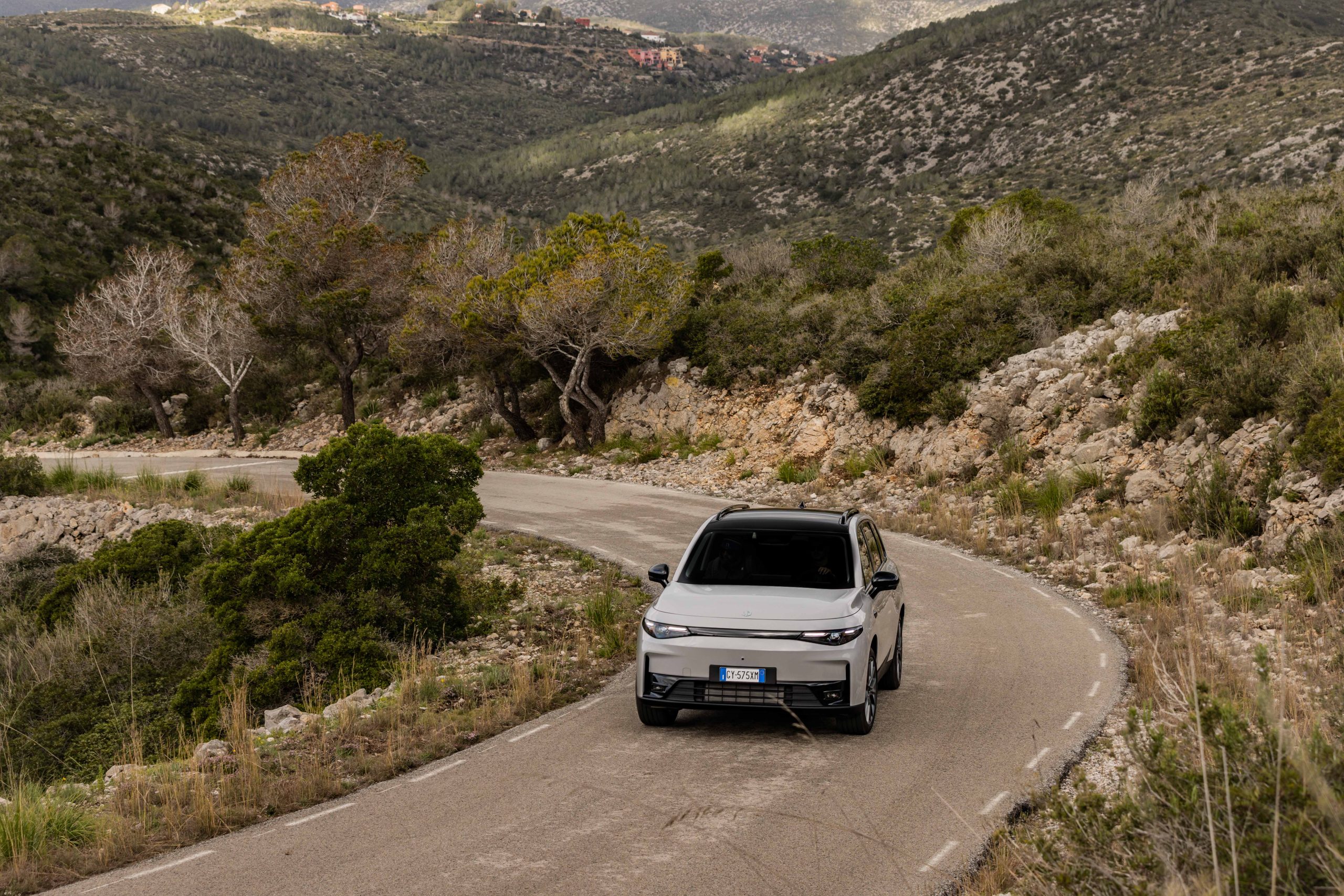 &Eta; &nu;&alpha;&upsilon;&alpha;&rho;&chi;ί&delta;&alpha; &tau;&eta;&sigmaf; Leapmotor &mu;&epsilon; &upsilon;&beta;&rho;&iota;&delta;&iota;&kappa;ή &tau;&epsilon;&chi;&nu;&omicron;&lambda;&omicron;&gamma;ί&alpha; &kappa;&alpha;&iota; &nu;έ&alpha; &tau;&iota;&mu;ή