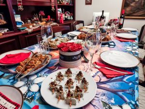 Ακριβότερο από πέρσι έως 7,1% το πρωτοχρονιάτικο τραπέζι