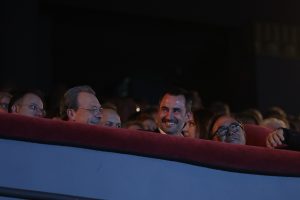 Κι όμως οι πολίτες πήγαν στον εξώστη