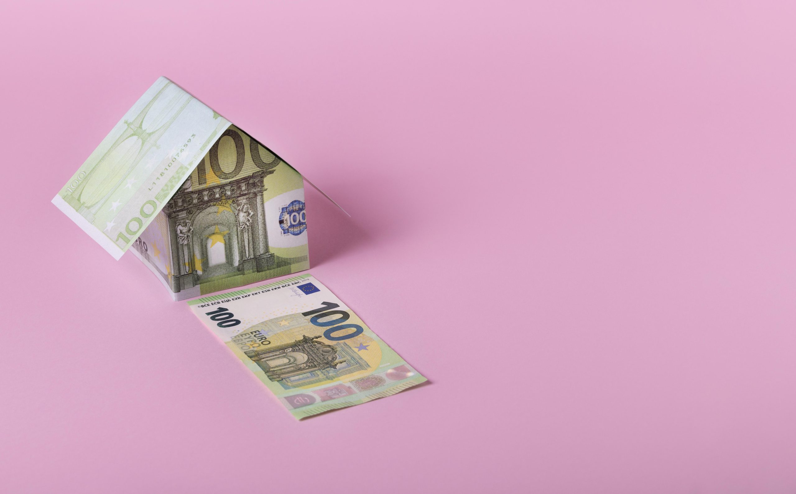 &Tau;&rho;&iota;&pi;&lambda;ή &epsilon;&pi;&iota;&sigma;&tau;&rho;&omicron;&phi;ή &epsilon;&nu;&omicron;&iota;&kappa;ί&omicron;&upsilon;: &Pi;&omicron;&iota;&omicron;&iota; &tau;&eta;&nu; &pi;&alpha;ί&rho;&nu;&omicron;&upsilon;&nu; &kappa;&alpha;&iota; &pi;ώ&sigmaf;