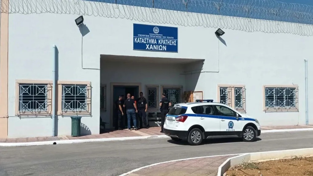 &Eta;&lambda;&iota;&kappa;&iota;&omega;&mu;έ&nu;&epsilon;&sigmaf; &pi;&rho;&omicron;&sigma;&pi;ά&theta;&eta;&sigma;&alpha;&nu; &nu;&alpha; &pi;&epsilon;&rho;ά&sigma;&omicron;&upsilon;&nu; &sigma;&omicron;&kappa;&omicron;&lambda;&alpha;&tau;ά&kappa;&iota;&alpha; &mu;&epsilon; &nu;&alpha;&rho;&kappa;&omega;&tau;&iota;&kappa;ά &sigma;&tau;&iota;&sigmaf; &phi;&upsilon;&lambda;&alpha;&kappa;έ&sigmaf; &Chi;&alpha;&nu;ί&omega;&nu;