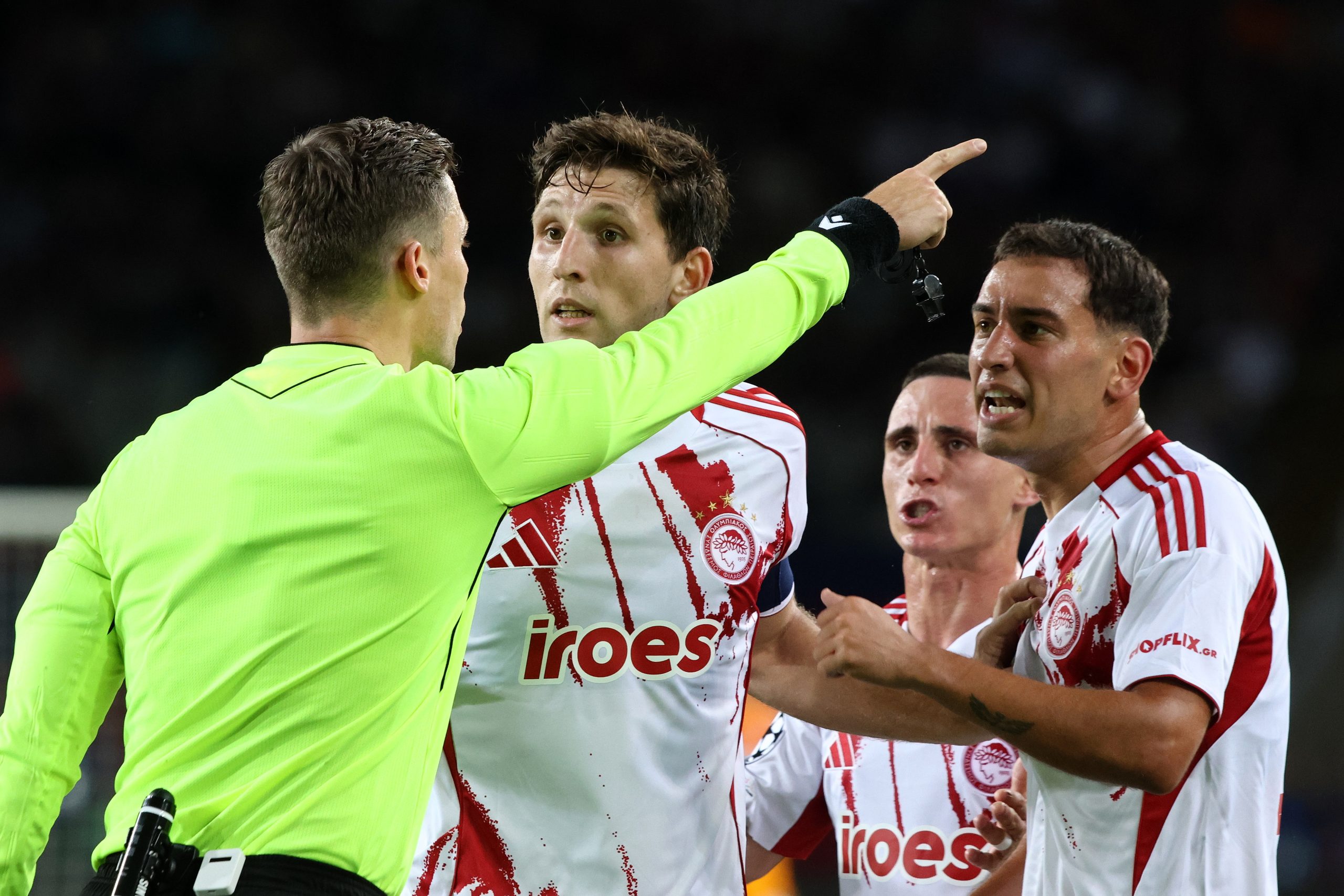 &Eta; FIFA &alpha;&lambda;&lambda;ά&zeta;&epsilon;&iota; &tau;&omicron;&nu; &kappa;&alpha;&nu;&omicron;&nu;&iota;&sigma;&mu;ό &pi;&omicron;&upsilon; &omicron;&delta;ή&gamma;&eta;&sigma;&epsilon; &sigma;&tau;&eta;&nu; ά&delta;&iota;&kappa;&eta; &alpha;&pi;&omicron;&beta;&omicron;&lambda;ή &tau;&omicron;&upsilon; Έ&sigma;&epsilon; &sigma;&tau;&eta; &Beta;&alpha;&rho;&kappa;&epsilon;&lambda;ώ&nu;&eta;