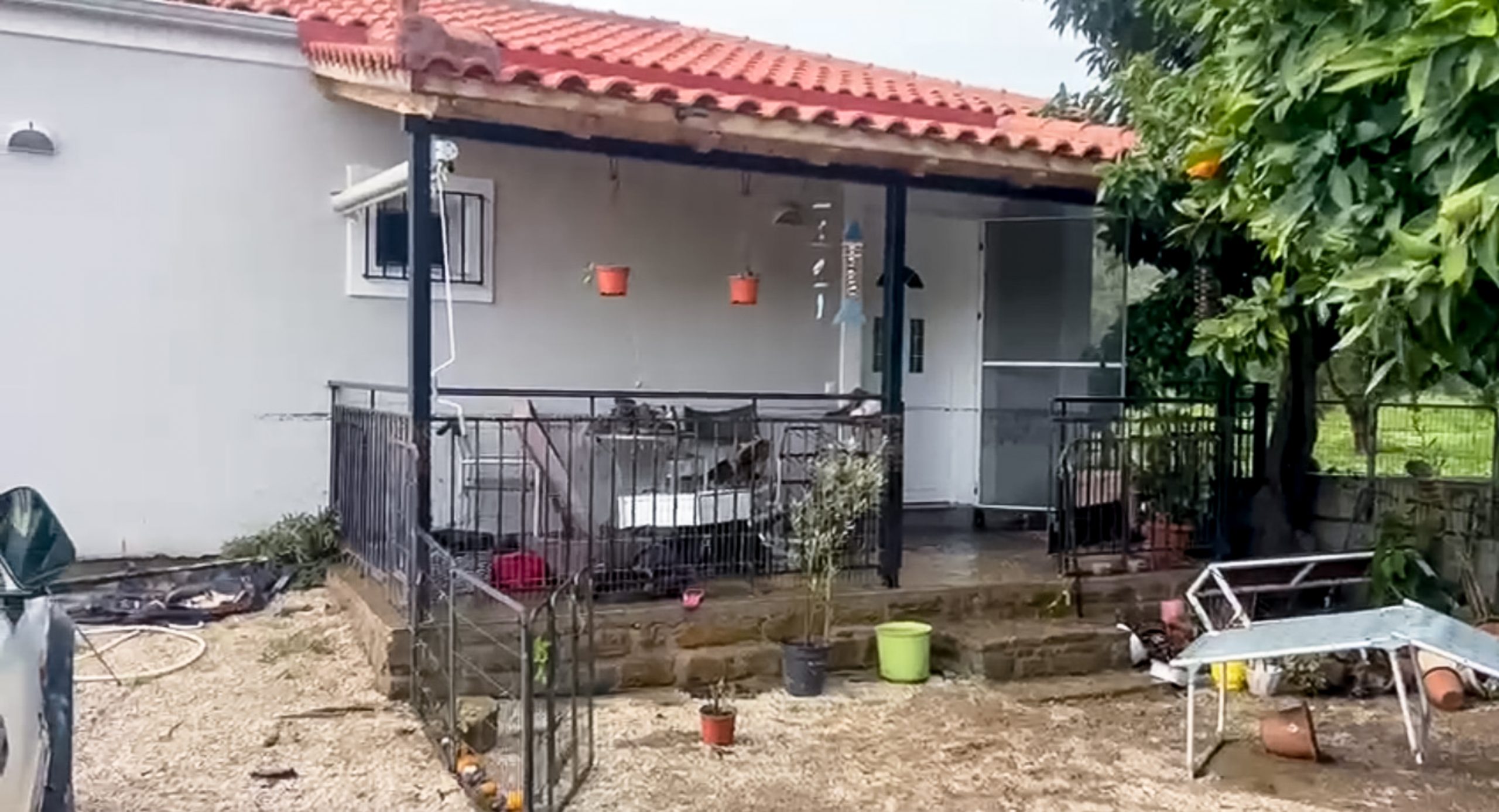 Κακοκαιρία Byron: Σοβαρά προβλήματα με πλημμυρισμένους δρόμους και διακοπές κυκλοφορίας σε Πιερία, Χαλκιδική και Ημαθία