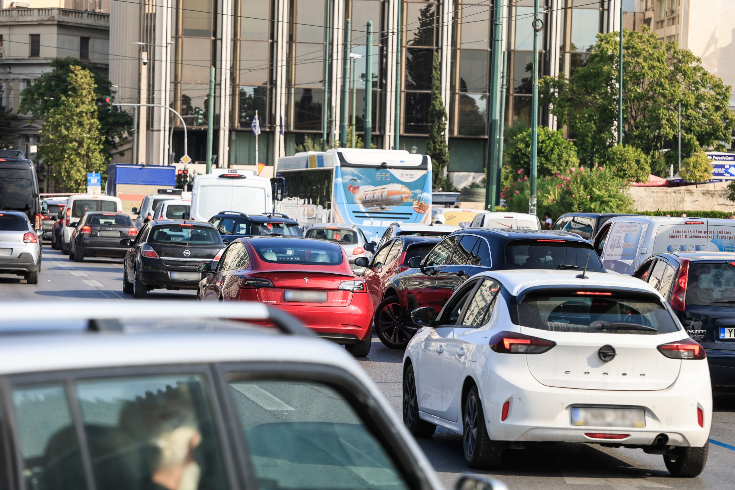 &Eta; &Alpha;&theta;ή&nu;&alpha; &lambda;έ&epsilon;&iota; &tau;έ&lambda;&omicron;&sigmaf; &sigma;&tau;&omicron; &Iota;&Chi;: Έ&rho;&chi;&epsilon;&tau;&alpha;&iota; &eta; &Delta;&eta;&mu;&omicron;&tau;&iota;&kappa;ή &Sigma;&upsilon;&gamma;&kappa;&omicron;&iota;&nu;&omega;&nu;ί&alpha; - &laquo;72 &chi;&iota;&lambda;&iota;ό&mu;&epsilon;&tau;&rho;&alpha; &kappa;&alpha;&iota; 291 &sigma;&tau;ά&sigma;&epsilon;&iota;&sigmaf;