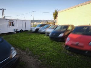 Εξάρθρωση εγκληματικής οργάνωσης που έκλεβε αυτοκίνητα, τα παραποιούσε και τα πωλούσε