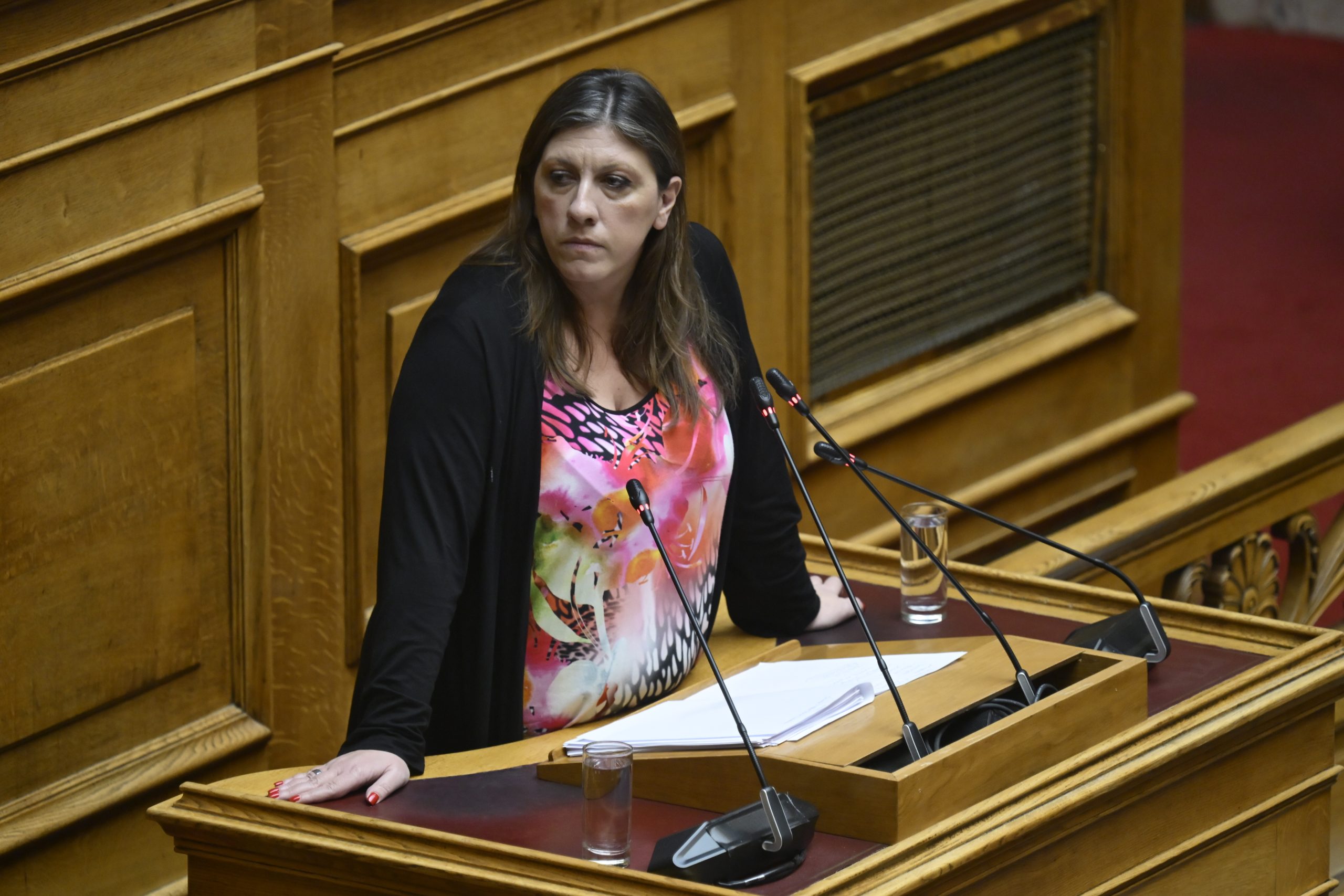 Έ&nu;&tau;&alpha;&sigma;&eta; &sigma;&tau;&eta; &Beta;&omicron;&upsilon;&lambda;ή: &Epsilon;&pi;ί&theta;&epsilon;&sigma;&eta; &Kappa;&omega;&nu;&sigma;&tau;&alpha;&nu;&tau;&omicron;&pi;&omicron;ύ&lambda;&omicron;&upsilon; &sigma;&epsilon; &Theta;&epsilon;&omicron;&delta;&omega;&rho;&iota;&kappa;ά&kappa;&omicron;, &Gamma;&epsilon;&omega;&rho;&gamma;&iota;ά&delta;&eta;, &Phi;ά&mu;&epsilon;&lambda;&lambda;&omicron;