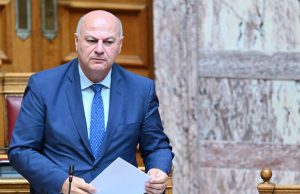 Κώστας Τσιάρας