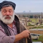 Στο νοσοκομείο με συμπτώματα εγκεφαλικού ο κτηνοτρόφος που «λύγισε» για τη θανάτωση των ζώων του