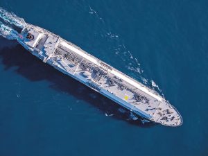 Βύθιση πλοίου με LNG ανοιχτά Λιβύης – Ρωσία: «Υπεύθυνη η Ουκρανία»