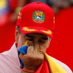 Υπό  καθεστώς τρόμου ο Μαδούρο – Δεν κοιμάται ποτέ στο ίδιο κρεβάτι, χρησιμοποιεί μη ανιχνεύσιμα κινητά