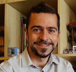 Μάνος Χαραλαμπάκης