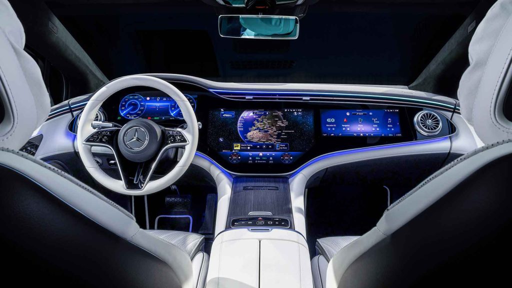 Οθόνες αφής στα καινούργια αυτοκίνητα: Πιο επικίνδυνες και από τα κινητά τηλέφωνα