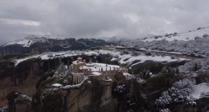 Λευκά Χριστούγεννα: Οι κορυφαίοι προορισμοί για χειμερινές διακοπές στην Ελλάδα