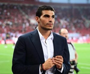 Το συγκινητικό μήνυμα του Μιλτιάδη Μαρινάκη για την απώλεια της γιαγιάς του Ειρήνης – «Καλές αιώνιες θάλασσες»