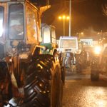 Αγρότες και κυβέρνηση ετοιμάζονται για σύγκρουση – Πληθαίνουν τα μπλόκα, πάνε για κλιμάκωση