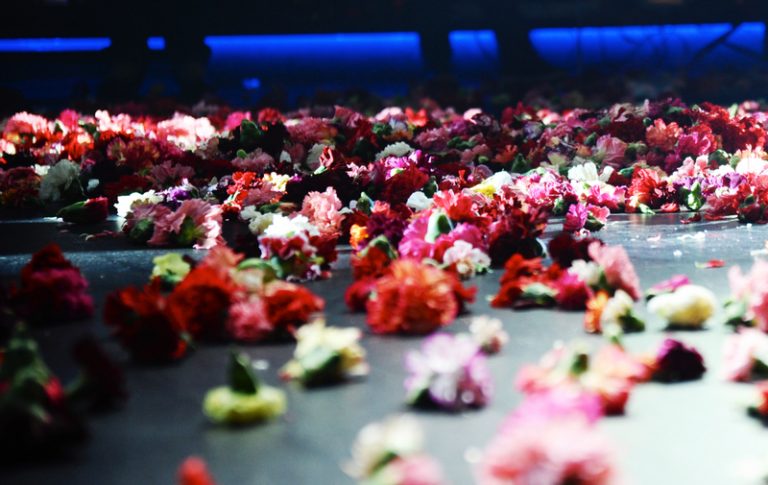 Sold out σε μπουζούκια και μουσικές πίστες και για την Πρωτοχρονιά: Πού έχει 4.000 ευρώ το πρώτο τραπέζι…