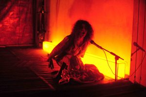 Το έργο «Οι Ζωντανοί» του Γιώργου Ονησιφόρου έως τις 21 Δεκεμβρίου στον χώρο H.ug