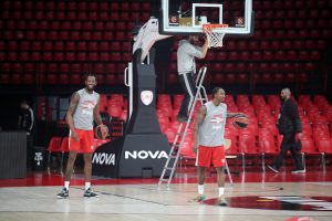 Σε αναζήτηση νέας ημερομηνίας το Ολυμπιακός – Φενέρμπαχτσε: Ο κανονισμός που δεσμεύει τις δύο ομάδες