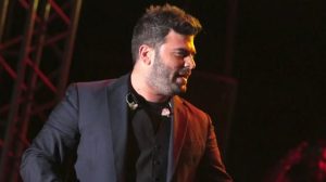 Παντελής Παντελίδης – 10 χρόνια μετά: Η μουσική κληρονομιά και το αφοσιωμένο κοινό (video)