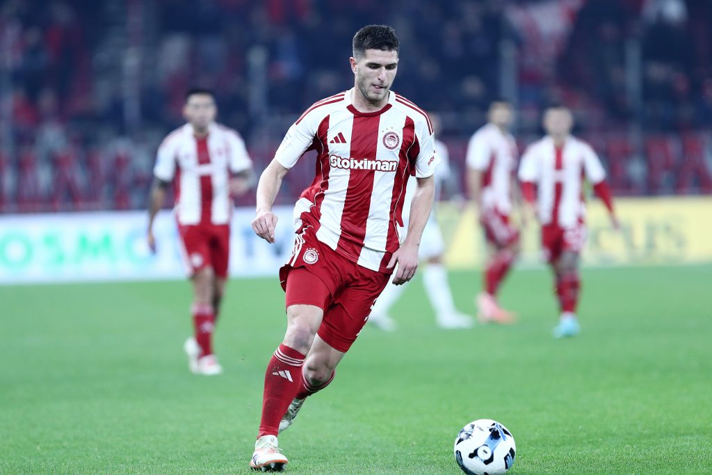 Αγώνας δρόμου για Πιρόλα