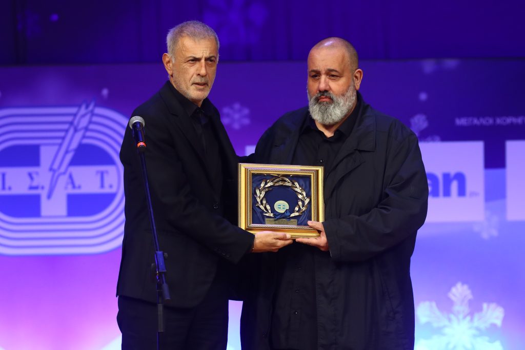 Ερυθρόλευκη σφραγίδα στα βραβεία ΠΣΑΤ