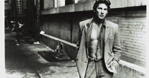 Κι όμως συνέβη! Όταν ο Μόραλης ζωγράφισε τον… Ρίτσαρντ Γκιρ