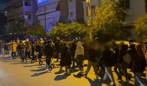 Πορεία του Ρουβίκωνα έξω από την οικία της Νίκης Κεραμέως