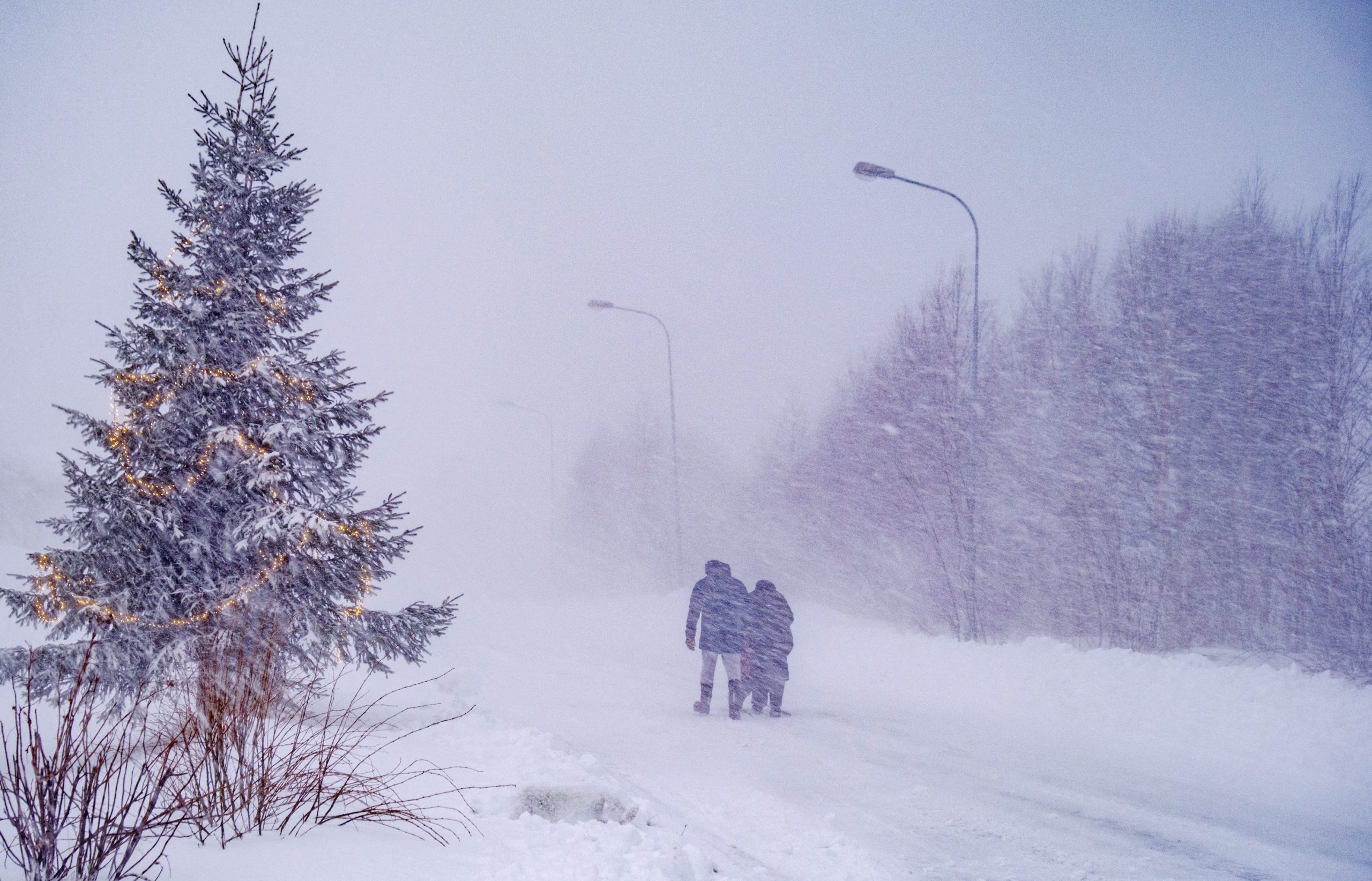 Κακοκαιρία σαρώνει την Ευρώπη: Άνεμοι 213 χλμ/ώρα και θερμοκρασίες -32°C – Καταιγίδες, χιονοθύελλες και μπλακ άουτ