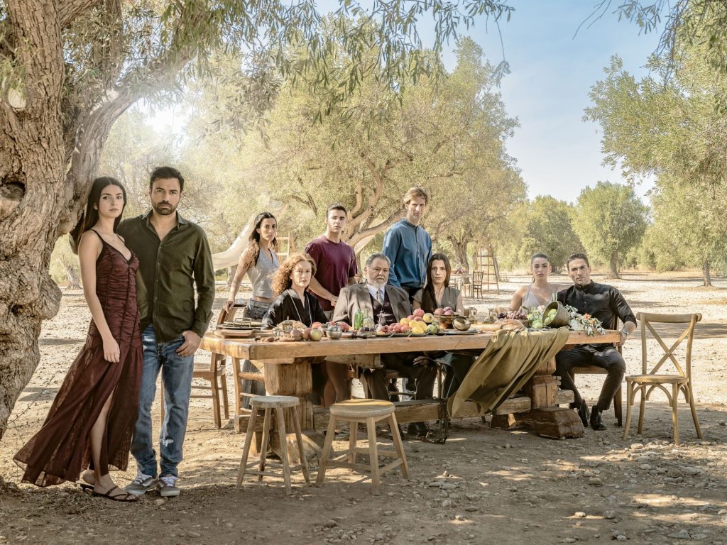 Η μυθοπλασία του MEGA κατακτά την κορυφή τον Νοέμβριο