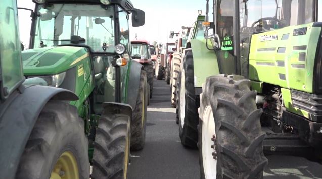 Πολύωροι αποκλεισμοί και σήμερα στα τελωνεία Ευζώνων- Προμαχώνα- Εξοχής και Νίκης – Σκέψεις για κλιμάκωση