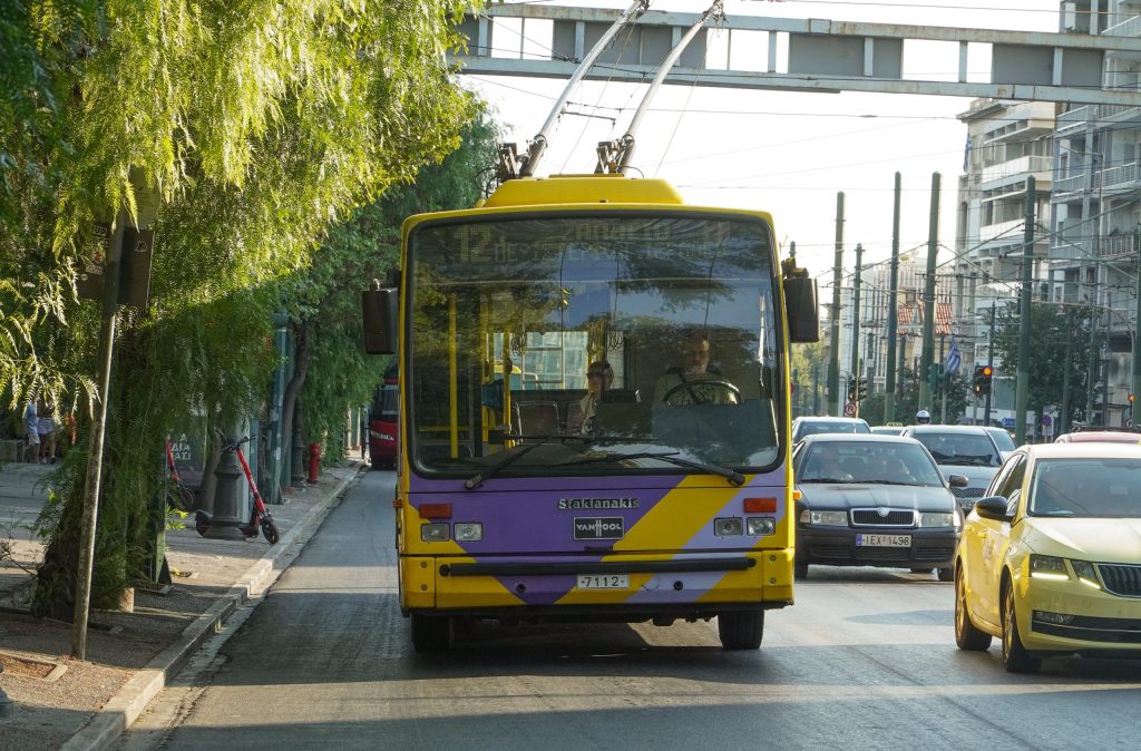 Τρόλεϊ: Μετ’ εμποδίων ο μετασχηματισμός του δικτύου