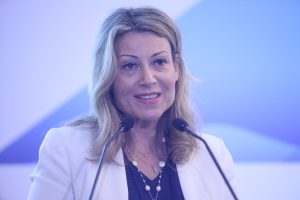 Επανεκλογή της Βασιλικής Λαζαράκου