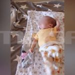 Θρίλερ με μωρό 5 μηνών που πέθανε στο κρεβάτι των γονιών του: Το δράμα και η εφιαλτική πρόβλεψη της γιαγιάς