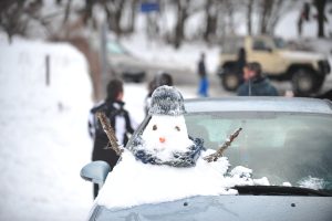 Live η πορεία της πολικής εισβολής: Πού πέφτουν τα πρώτα χιόνια – Εικόνες από τα λευκά τοπία σε όλη τη χώρα