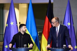 Ουκρανία – Συνομιλίες «θρίλερ»: Υπό συζήτηση εγγυήσεις ασφαλείας τύπου Άρθρου 5 – Στο 90% η πρόοδος λένε οι ΗΠΑ