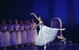 Μάια Μακατέλι: «Το μπαλέτο εκφράζει αυτό που οι λέξεις δεν μπορούν»