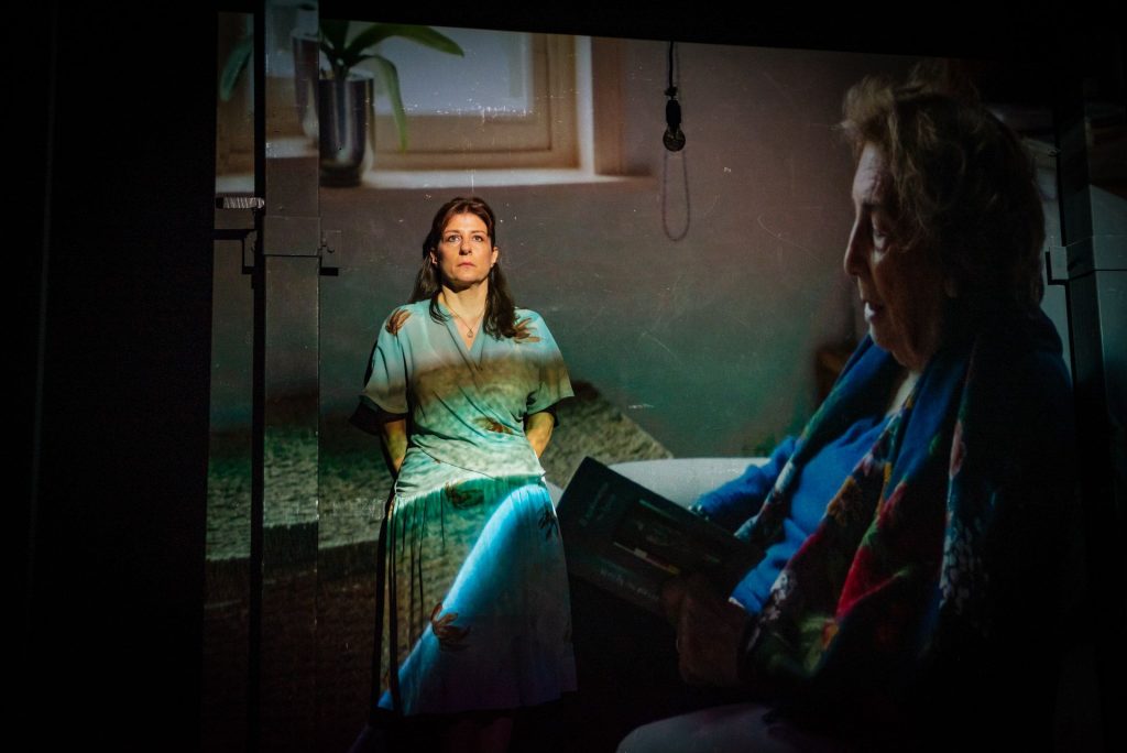 Η ιστορία μιας γενιάς που θα άλλαζε τον κόσμο