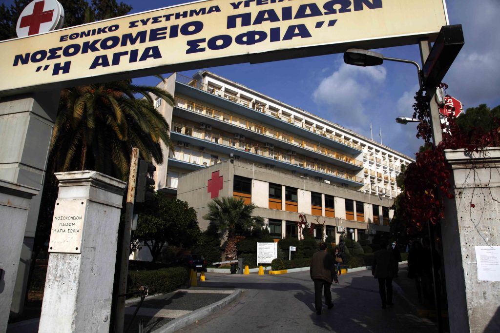 «Σαρώνει» η γρίπη – «Καμπανάκι» από ειδικούς