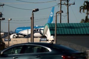 Ισραήλ: Δημοσιογράφος αποβιβάστηκε από το πρωθυπουργικό αεροσκάφος για να ελέγξουν «τις επαφές του»