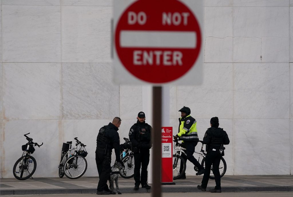 Μυστήριο γύρω από το θάνατο Ρώσου δημοσιογράφου στο Παρίσι