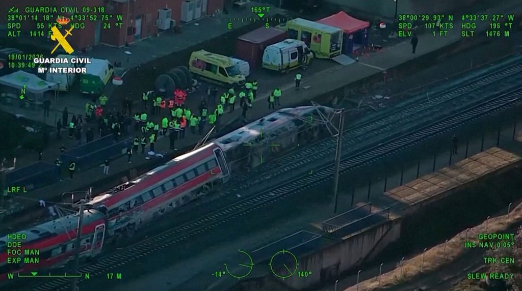 Ισπανία: «Το τρένο πήγαινε ασυνήθιστα αργά» – Τι περιγράφει Ελληνίδα πριν από τη μοιραία σύγκρουση