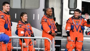 Αποστολή στη Σελήνη με αμοιβή… δημοσίου υπαλλήλου – Τι μισθό παίρνουν οι αστροναύτες του Artemis II;