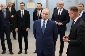 «Σιωπηλός» πόλεμος στην Ευρώπη: Πώς η Ρωσία πιέζει με drones, εκστρατείες παραπληροφόρησης και σαμποτάζ