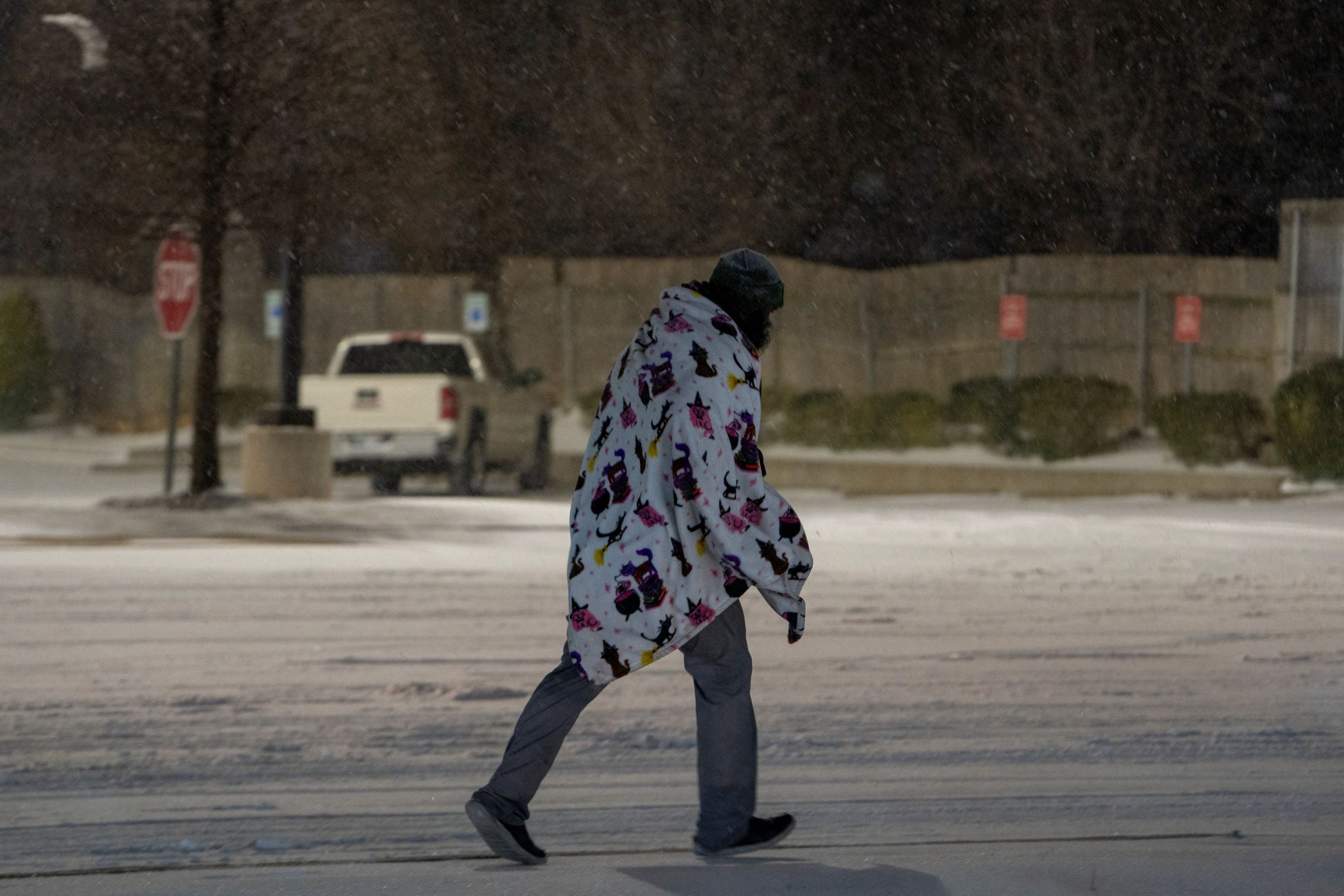 &Pi;&omicron;&lambda;&iota;&kappa;ή &kappa;ό&lambda;&alpha;&sigma;&eta; &sigma;&tau;&iota;&sigmaf; &Eta;&Pi;&Alpha;: &Theta;&epsilon;&rho;&mu;&omicron;&kappa;&rho;&alpha;&sigma;ί&epsilon;&sigmaf; έ&omega;&sigmaf; -46&deg;C &ndash; &Chi;ά&omicron;&sigmaf; &sigma;&epsilon; 40 &pi;&omicron;&lambda;&iota;&tau;&epsilon;ί&epsilon;&sigmaf;, 10.000 &pi;&tau;ή&sigma;&epsilon;&iota;&sigmaf; έ&chi;&omicron;&upsilon;&nu; &alpha;&kappa;&upsilon;&rho;&omega;&theta;&epsilon;ί