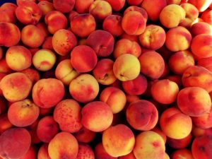 Συναγερμός στην ΕΕ: Νεκταρίνια με επικίνδυνα εντομοκτόνα κυκλοφορούν στην αγορά!